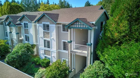 25235 SE Klahanie Blvd #D304, Issaquah, WA 98029