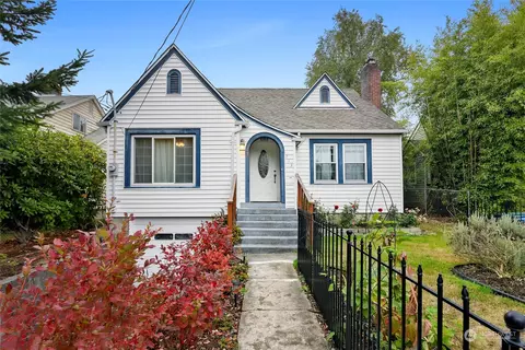 712 Pennsylvania Ave, Bremerton, WA 98337