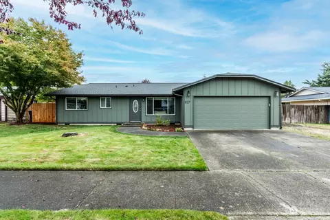 827 Natalie Pl, Enumclaw, WA 98022