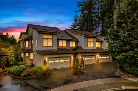 8504 130th Pl SE #F-101, Newcastle, WA 98056