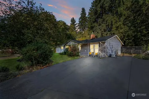 1301 212th Pl SW, Lynnwood, WA 98036