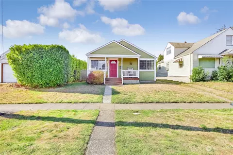 1216 S Cushman Ave, Tacoma, WA 98405