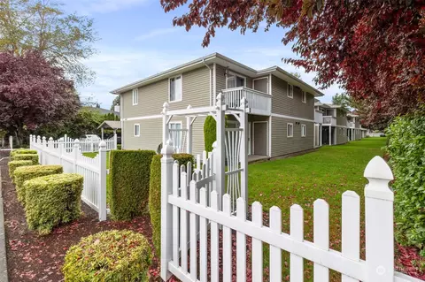607 29th St SE #A-3, Auburn, WA 98002