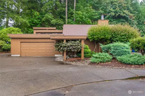 1805 Centerwood Dr SE, Olympia, WA 98501