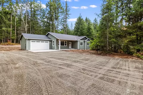 12818 SW Burchard Dr, Port Orchard, WA 98367