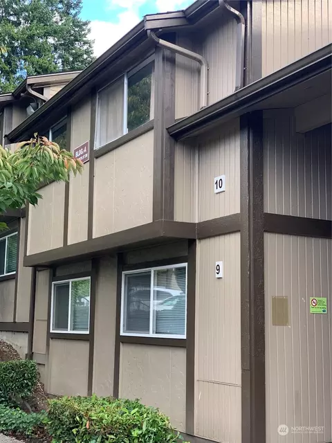4701 176th St SW #A10, Lynnwood, WA 98037