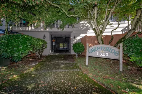 1311 N Highlands Pkwy #2, Tacoma, WA 98406