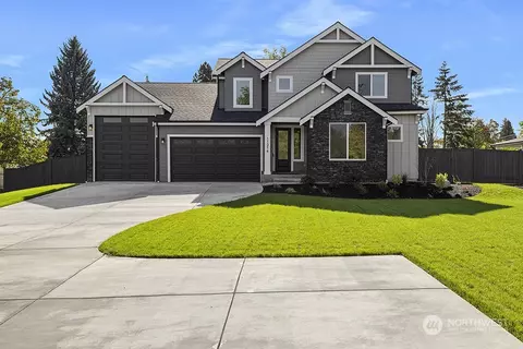 11216 18th St E, Edgewood, WA 98372