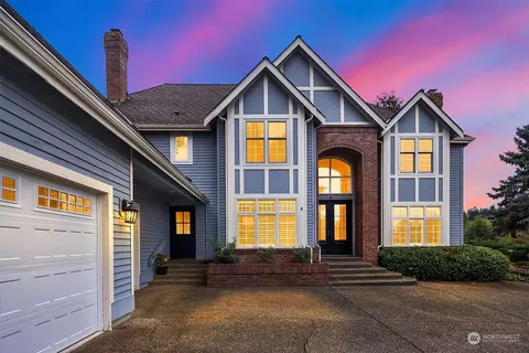 23805 SE 45th St, Issaquah, WA 98029