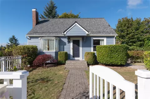 1715 N Lafayette Ave, Bremerton, WA 98312