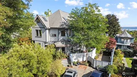 326 30th Ave, Seattle, WA 98122