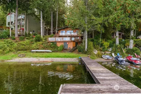 1120 E Mason Lake Dr S, Grapeview, WA 98546