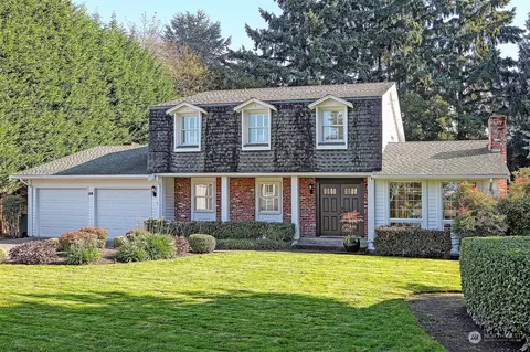 15 Skagit Ky, Bellevue, WA 98006
