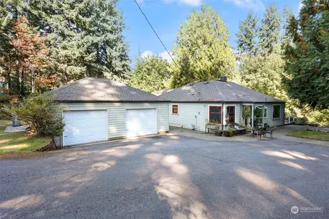 2606 Country Club Rd NW, Olympia, WA 98502