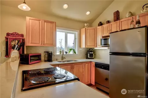 3315 Rockefeller Ave #4, Everett, WA 98201 photo 4