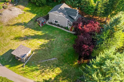 207 NW Bunker Hill Ln, Bremerton, WA 98311