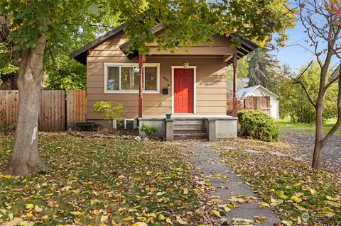 1022 Pomona St, Walla Walla, WA 99362