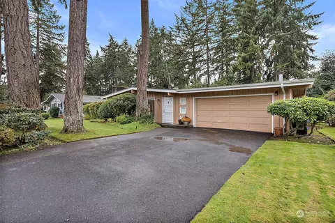 11608 Woodbine Ln SW, Lakewood, WA 98499
