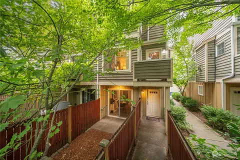 310 N 138th St, Seattle, WA 98133