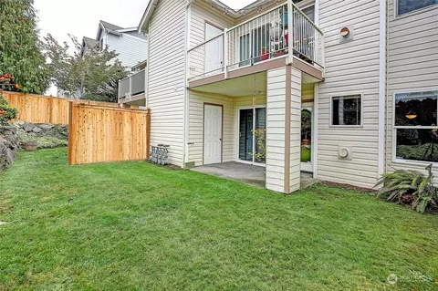 4827 67th St NE #A103, Marysville, WA 98270