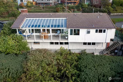 7511 44th Ave SW, Seattle, WA 98136
