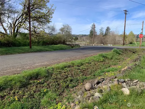 View/Area - 1121 Willapa Rd, Raymond, WA 98577 photo 4 of 4