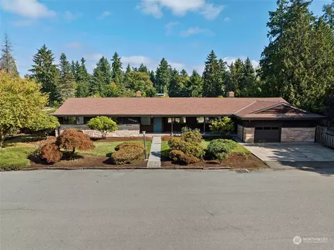 13104 Shorewood Dr SW, Burien, WA 98146