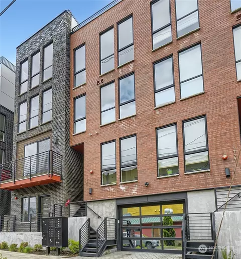 1725 20th Ave, Seattle, WA 98122