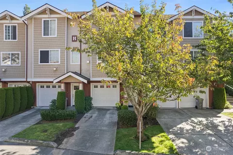 28700 34th Ave S #H5, Auburn, WA 98001