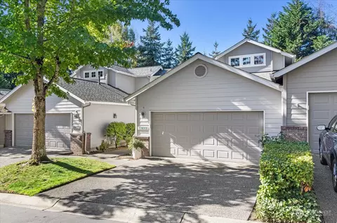 16702 Graystone Dr, Lynnwood, WA 98037