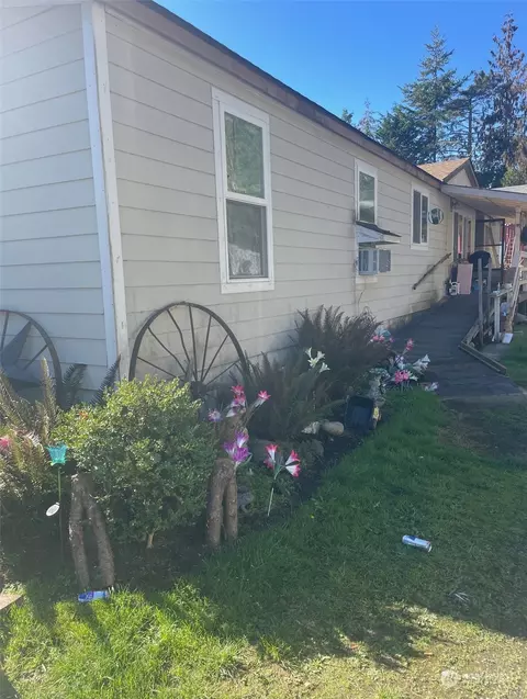 122 Frost Rd, Sequim, WA 98382