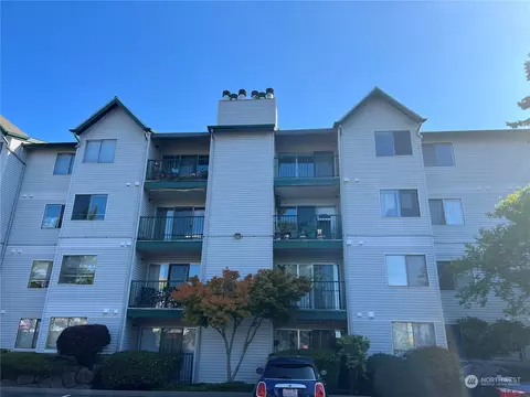 1522 NE 175th #406, Shoreline, WA 98155