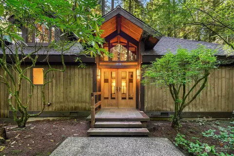 3711 130th Ave NE, Bellevue, WA 98005