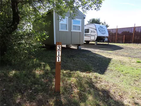311 W Cabin Ln, Grayland, WA 98547