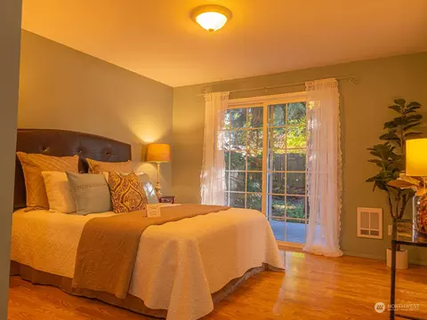 21425 Damson Rd, Bothell, WA 98021 photo 17