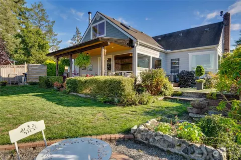 8417 S 19th St, Tacoma, WA 98466