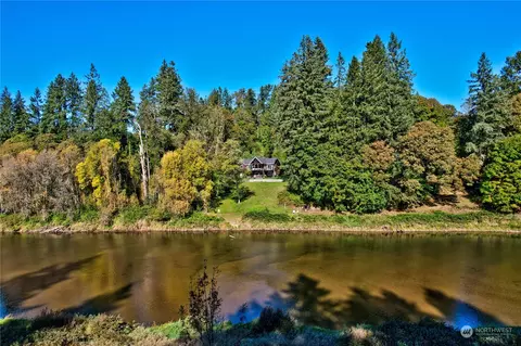34124 NW 21st Ave, La Center, WA 98629