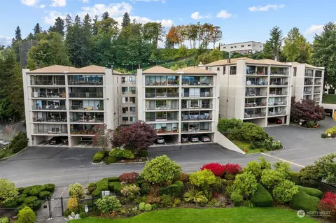 8001 Sand Point Way NE #C44, Seattle, WA 98115