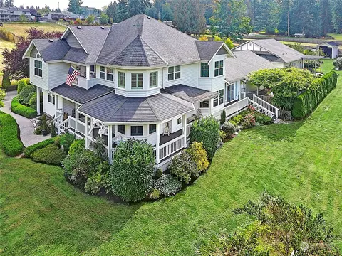 8928 201st St NW, Stanwood, WA 98292