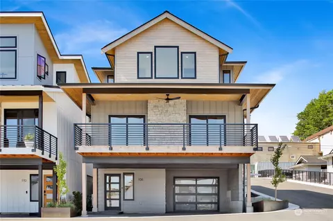 108 Riverwalk Dr, Lynden, WA 98264