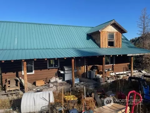 11 Coyote Cyn Rd, Oroville, WA 98844