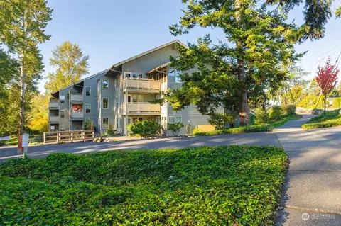 3700 Alabama St #206, Bellingham, WA 98229