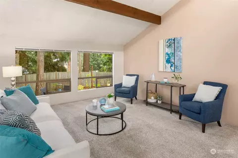 10635 NE 145th Pl, Bothell, WA 98011 photo 3