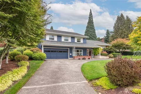 2021 Cascade Way, Longview, WA 98632
