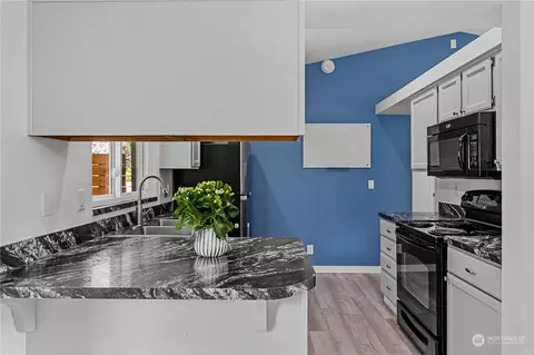 8 60th Pl SE, Everett, WA 98203 photo 12