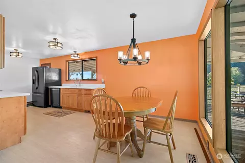 18606 224th St E, Orting, WA 98360 photo 6
