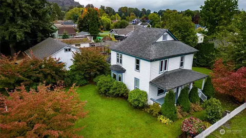 833 Marshall St, Sedro Woolley, WA 98284