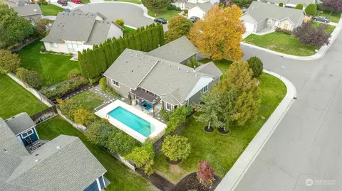 329 Kona Ct, Richland, WA 99352