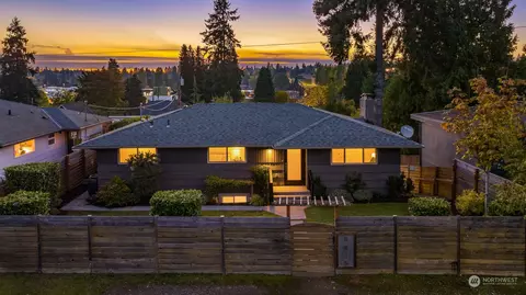 8815 22nd Ave SW, Seattle, WA 98106