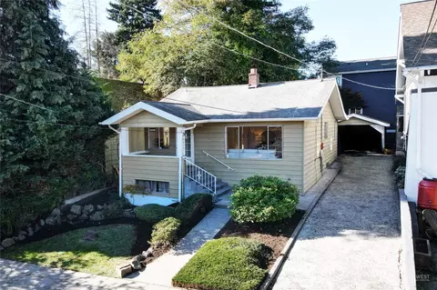 3829 Sunnyside Ave N, Seattle, WA 98103
